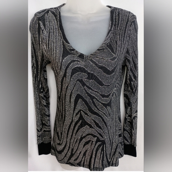2/$30 BKE Black Silver long sleeve sheer sparkly whimsigoth top (#436)‎ - Picture 7 of 7